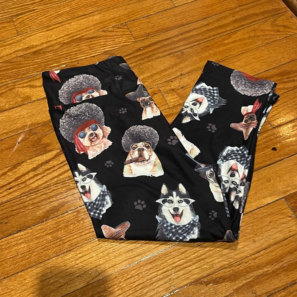 NWT JAAM Crazy Dog OS Capri Leggings